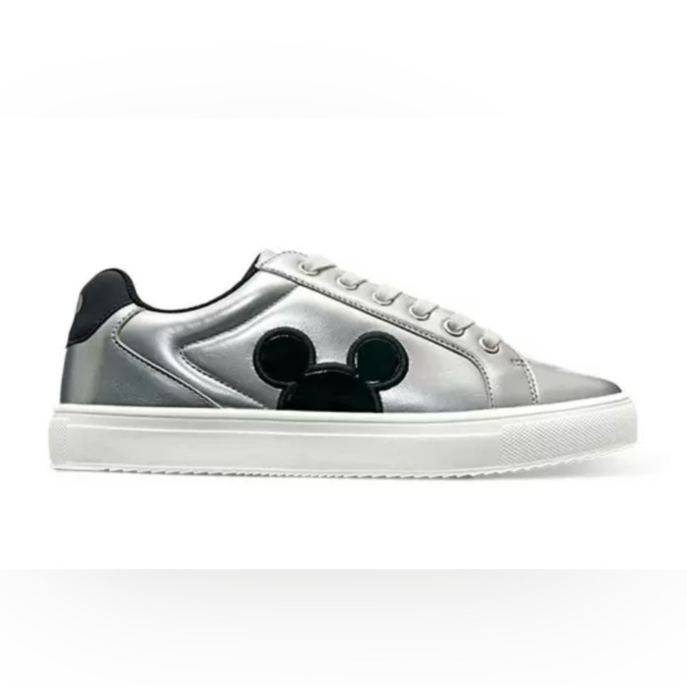 Disney Ladies Mickey Mouse Court Sneaker size 7, new without box.